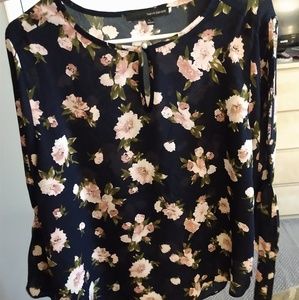 Gorgeous Open Sleeve Top